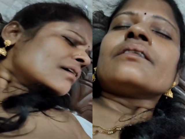 Mature South Indian Biwi Enjoying Painful Fuck